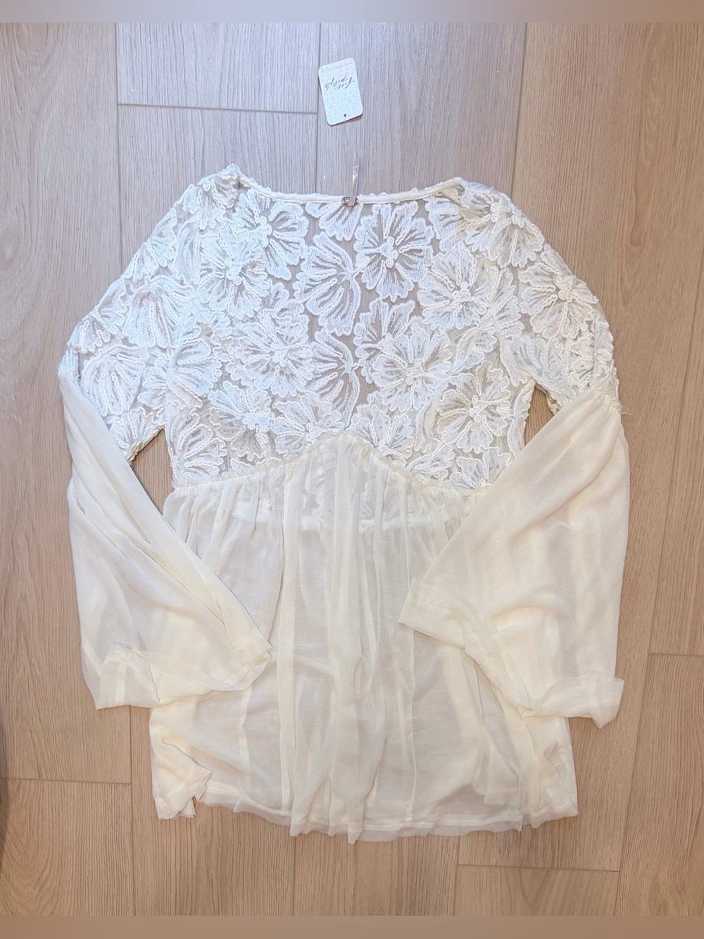 NWT Free People Nilla Cream Floral Lace Bell Sleeve Tunic Top Small